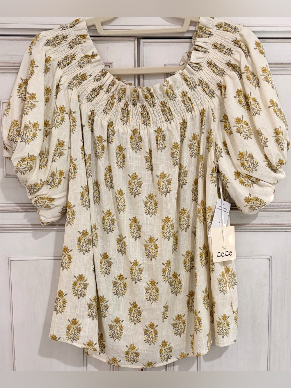 NWT SZ L CeCe Cream Blouse with Mustard Floral Print